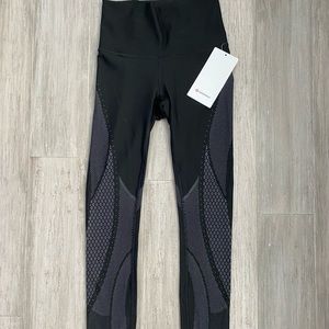 Lululemon High Rise Mapped Out Tight 28”